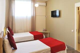 Отель Hotel Alexandra Тбилиси Двухместный номер с 2 отдельными кроватями-10